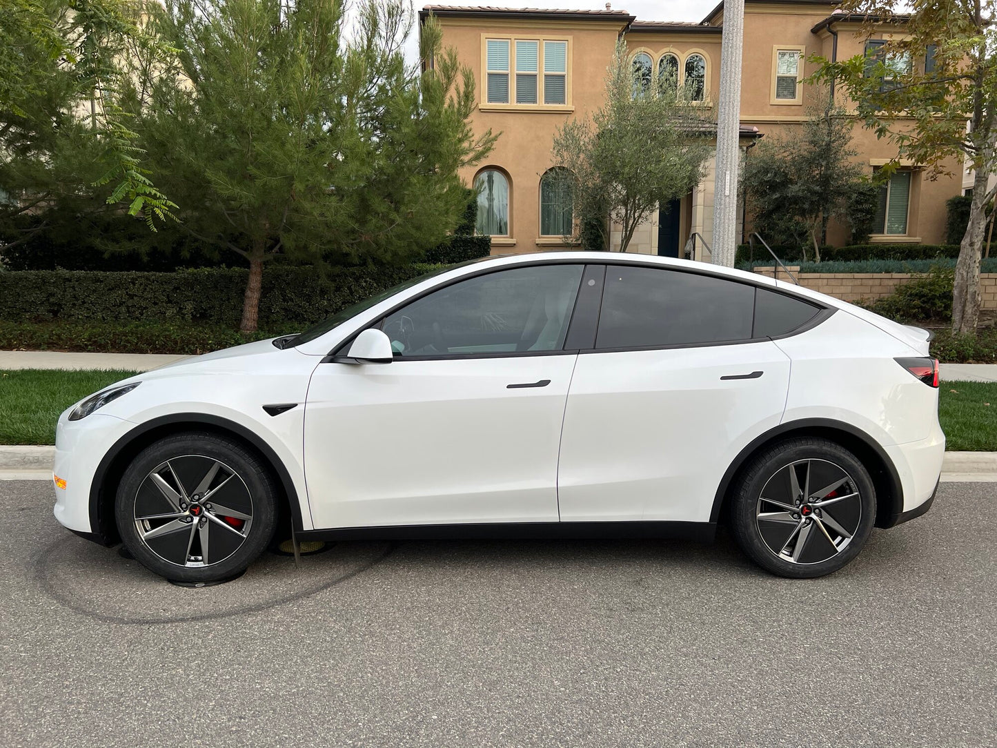 Model Y Winter Packages