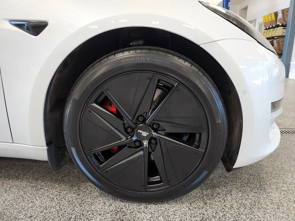 Model Y Winter Packages 18"