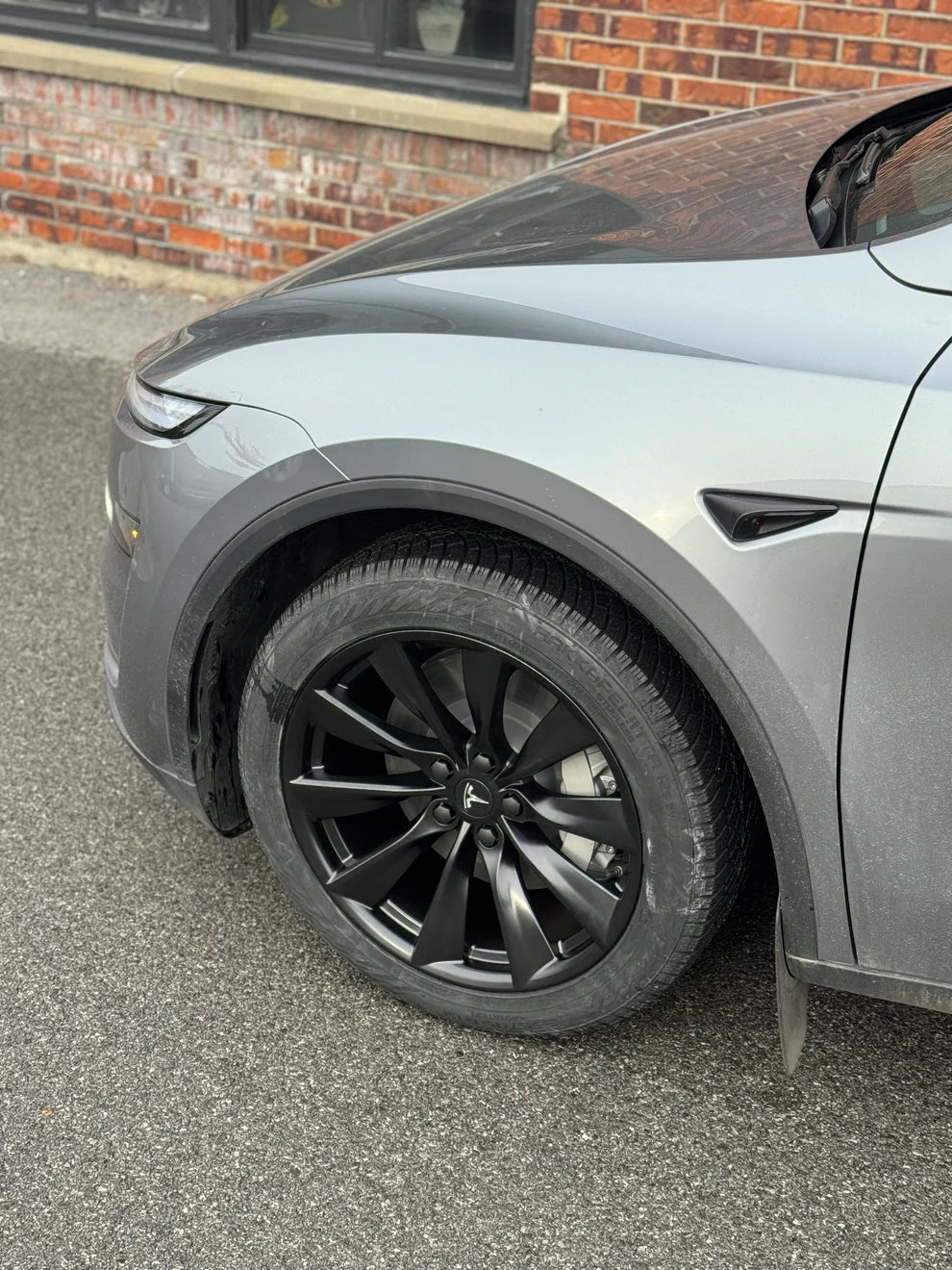 Model Y Winter Packages 18"
